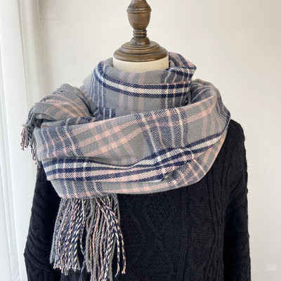 Eșarfă casual cu franjuri