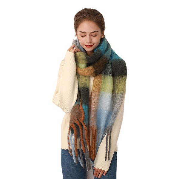 Esarfa de dama model nou cu franjuri