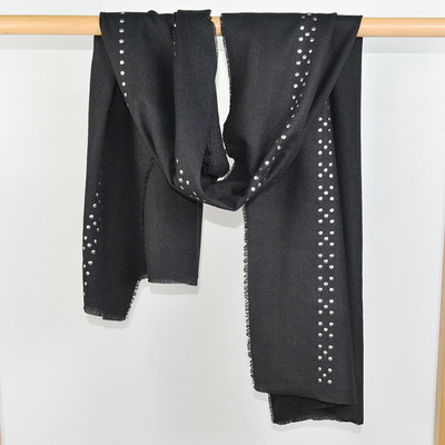 Alkalmi női sál sötét színben