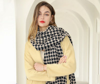 Καρό γυναικείο κασκόλ μήκους 180cm