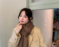 Naiste vabaaja talvevillane narmasall