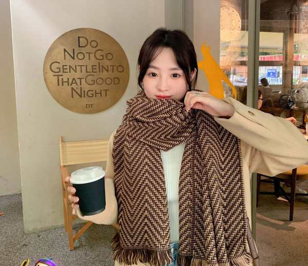 Naiste vabaaja talvevillane narmasall