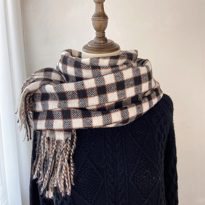 Uue mudeli naiste ruuduline sall mitmes värvitoonis