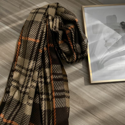 Καρό γυναικείο κασκόλ μήκους 180cm