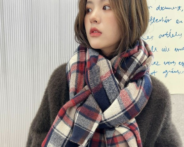 Τρέχον χειμερινό γυναικείο  φουλάρι