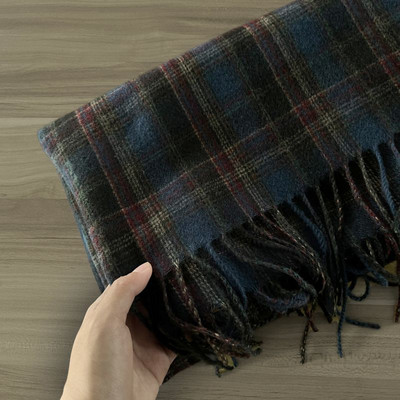 Χειμερινό κασκόλ  με κρόσσια για γυναίκες