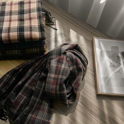 Χειμερινό κασκόλ  με κρόσσια για γυναίκες