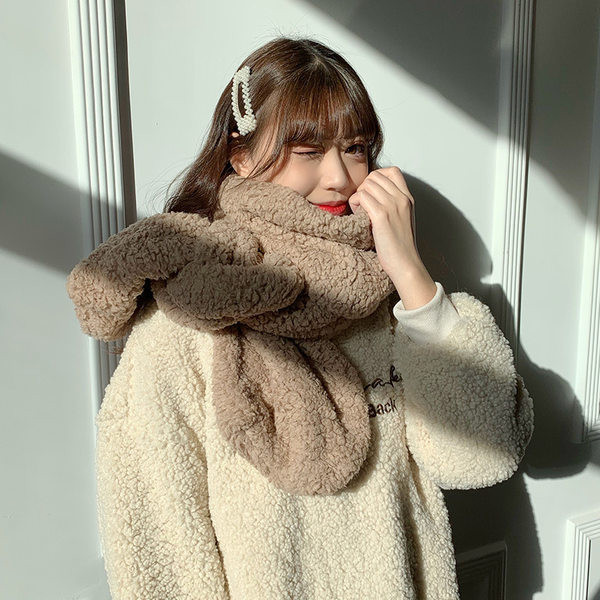 Naiste sulesall mitmes värvitoonis