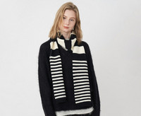 Uue mudeli naiste sall - kolmes värvitoonis