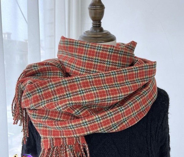 Γυναικείο καρό κασκόλ  με κρόσσια - μήκος 200 cm