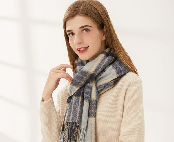 Dámska ležérna jesenno-zimná šatka