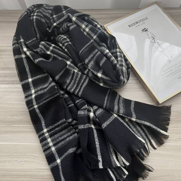 Καρό κασκόλ σε πολλά χρώματα για γυναίκες