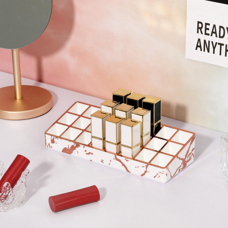 Organizér na rúž, držiak na lesk na pery s 24 miestami, akrylové držiaky a organizéry na rúž, štetce, fľaštičky, lesk na pery