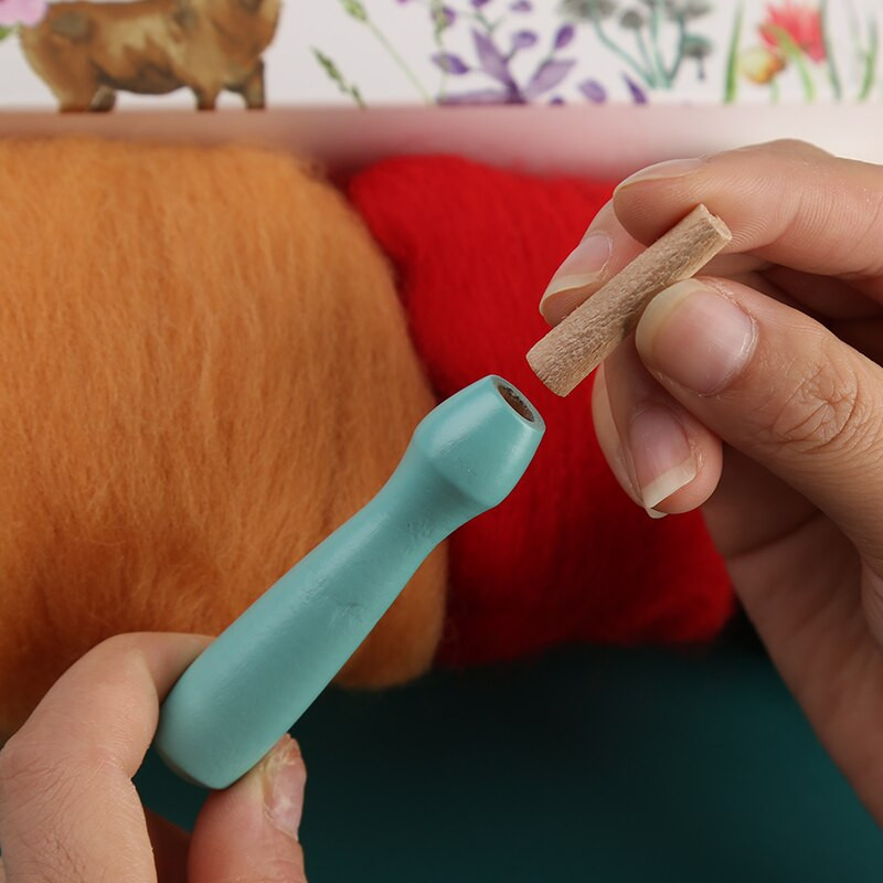 MIUSIE 4 tk puidust käepidemega nõelviltimisriistad villavildi tööriistade komplekt viltimisnõelte tarvikud algajale käsitööna