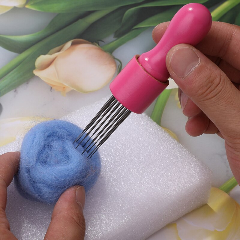 MIUSIE 15/18/30 ks farebné ihly na plstenie vlny, sada 3 veľkostí s chráničmi prstov, farebná drevená rukoväť, nástroj na výrobu vlnenej plsti pre domácich majstrov