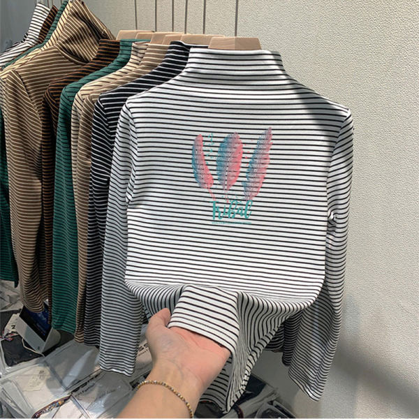 Παιδική ριγέ μπλούζα με γιακά ζιβάγκο για κορίτσια