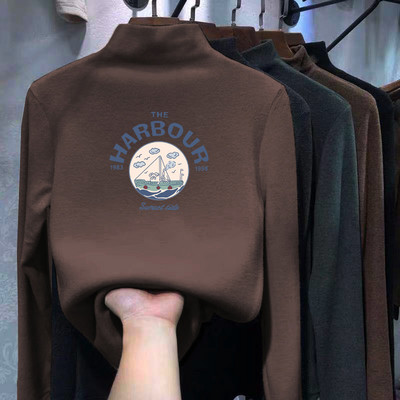 Moderná detská blúzka s golierom a potlačou