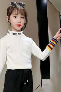 Παιδική casual μπλούζα με πολύχρωμη στάμπα και επιγραφή