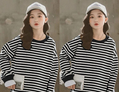 Παιδική ριγέ μπλούζα με επιγραφή