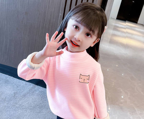 Κομψή ριγέ μπλούζα για κορίτσια με κέντημα