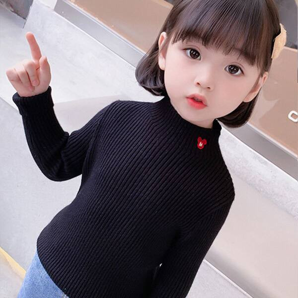 Uue mustriga tikandiga pluus tüdrukutele