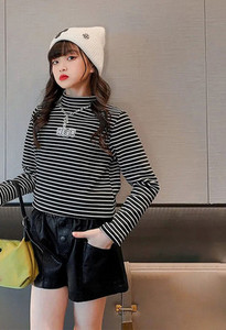 Laste kõrge kraega triibuline pluus tüdrukutele