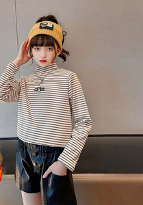 Laste kõrge kraega triibuline pluus tüdrukutele