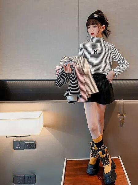 Laste kõrge kraega triibuline pluus tüdrukutele