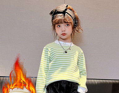 Ριγέ μπλούζα με οβάλ λαιμόκοψη για κορίτσια