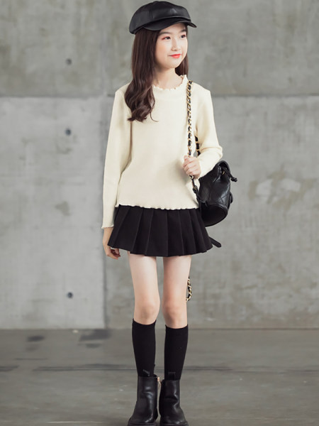 Laste vabaaja pluus neljas värvitoonis