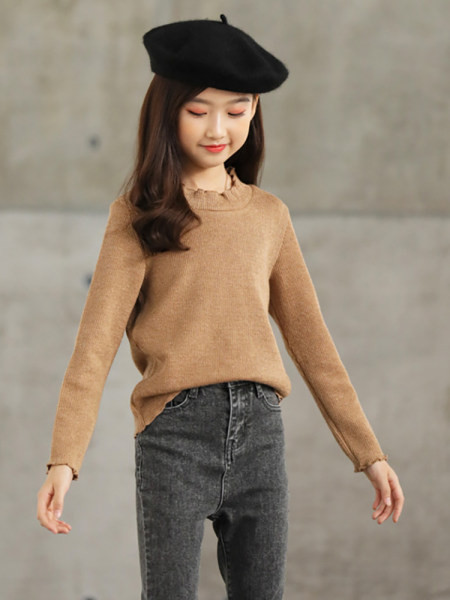 Laste vabaaja pluus neljas värvitoonis