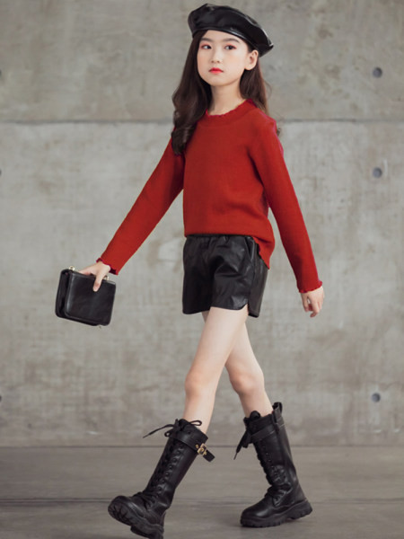 Laste vabaaja pluus neljas värvitoonis