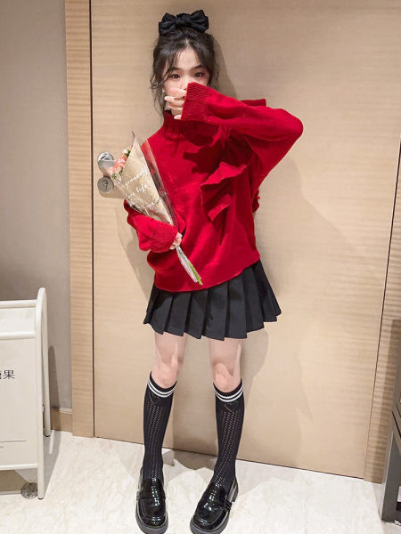 Παιδική μοντέρνα κόκκινη μπλούζα