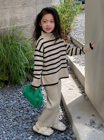 Παιδική ριγέ μπλούζα με ψηλό γιακά ζιβάγκο για κορίτσια