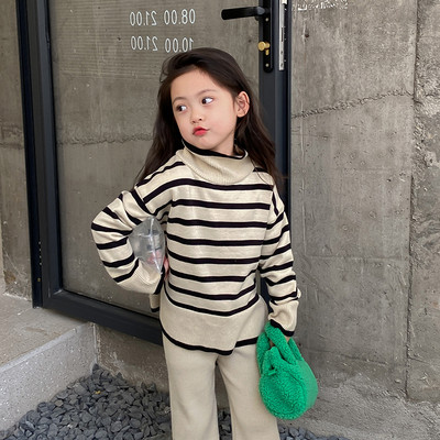 Laste triibuline kõrge polo kraega pluus tüdrukutele