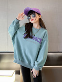 Φαρδιά μοντέλο μπλούζα για κορίτσια με οβάλ λαιμόκοψη και κεντητά γράμματα