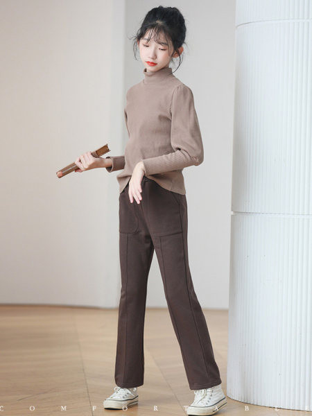 Καθαρή μπλούζα για κορίτσια