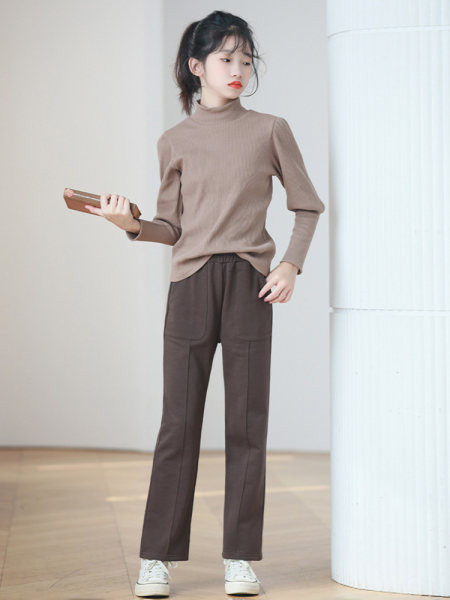 Καθαρή μπλούζα για κορίτσια