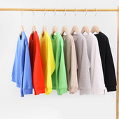 Μονόχρωμη μπλούζα για κορίτσια με οβάλ λαιμόκοψη και μακρύ μανίκι