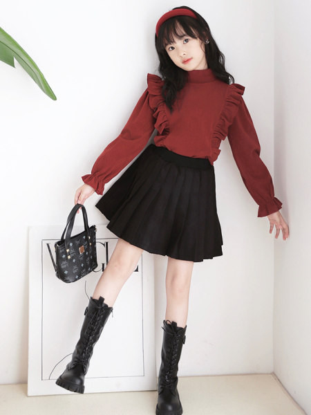 Μοντέρνα μπλουζάκι με γιακά πόλο για κορίτσια