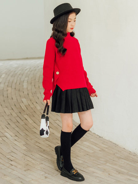 Μοντέρνο παιδικό πουλόβερ με ψηλό γιακά πόλο