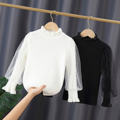 Laste kaasaegne tülliga pluus