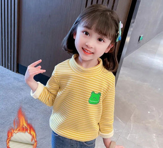 Casual παιδική μπλούζα με ριγέ πόλο γιακά