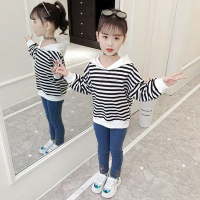 Casual Παιδική ριγέ μπλούζα με κουκούλα