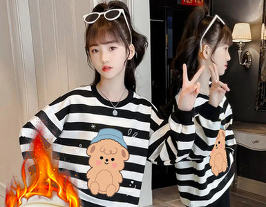 Παιδική μπλούζα με απλικέ για κορίτσια