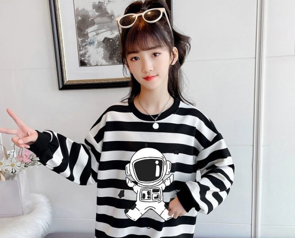 Παιδική μπλούζα με απλικέ για κορίτσια