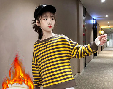 Casual παιδική ριγέ μπλούζα με στρογγυλή λαιμόκοψη