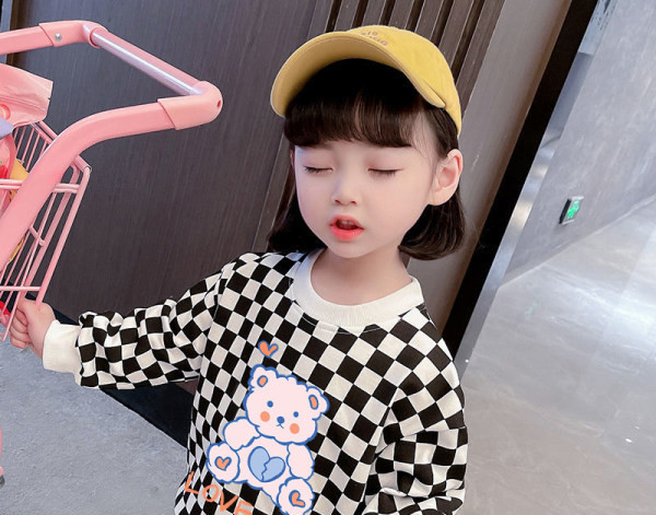 Aplikatsiooniga lastepluus tüdrukutele