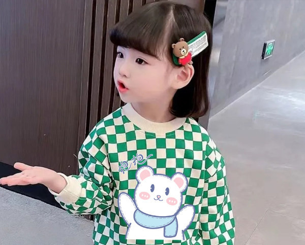 Aplikatsiooniga lastepluus tüdrukutele