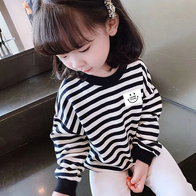 Casual παιδική μπλούζα με στρογγυλή λαιμόκοψη και μακριά μανίκια